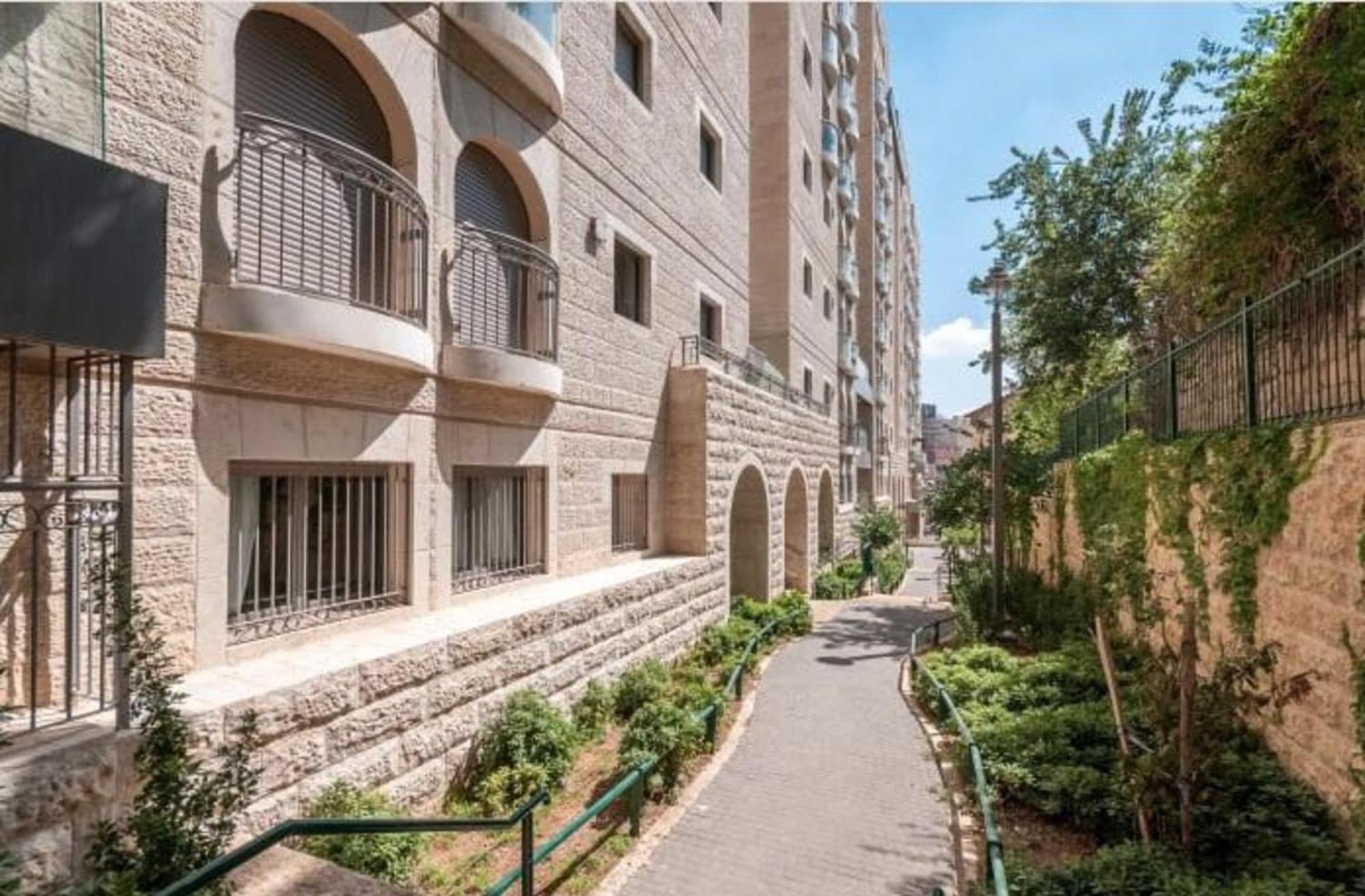 Kook Isrentals - Aparthotels In City Center Иерусалим Экстерьер фото